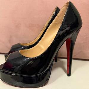 Lady Peep Patent Black Leather Pumps